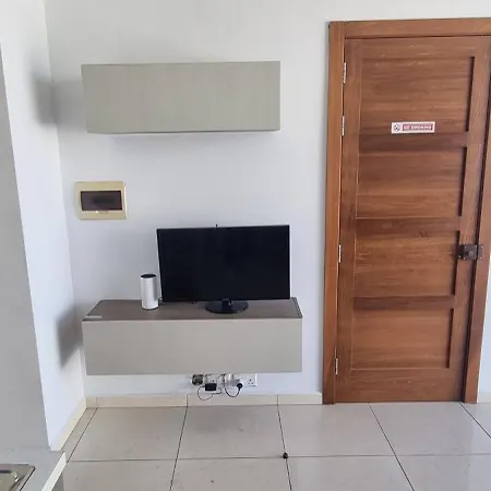 Penthouse In St Julian's, 2 Beds,terrace, 4px