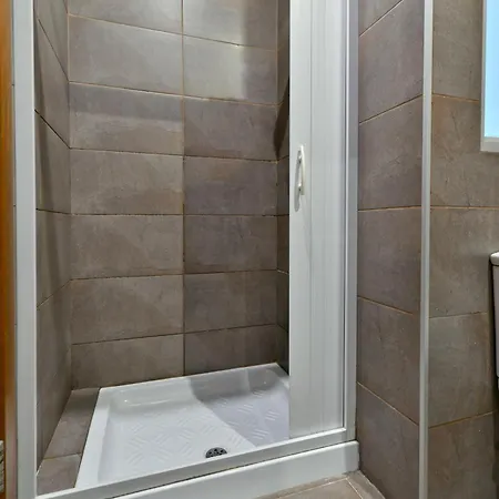 Penthouse In St Julian's, 2 Beds,terrace, 4px Apartment *