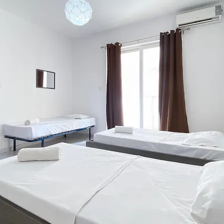 Appartement Penthouse In St Julian's, 2 Beds,terrace, 4px San Ġiljan