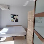 Penthouse In St Julian's, 2 Beds,terrace, 4px San Ġiljan